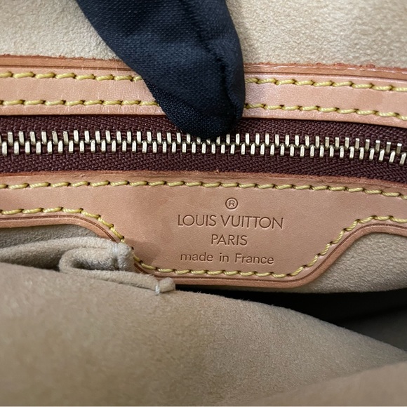 Louis Vuitton Monogram Looping MM - Picture 9 of 13